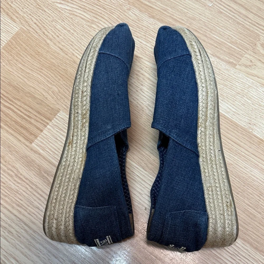 BOBS from Skechers Blue and Tan Espadrilles Slip-On Comfort. Denim